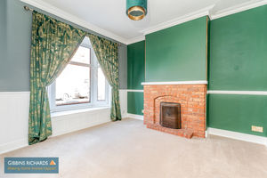 Sitting Room- click for photo gallery